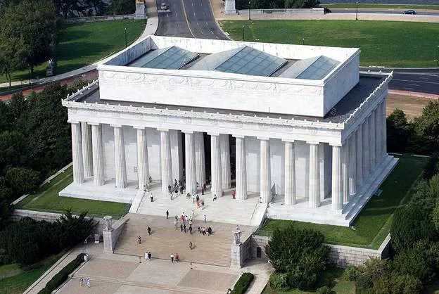 The Dedication of the Lincoln Memorial