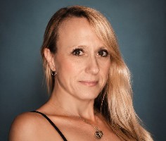 Amber — Starz Psychics psychic reader
